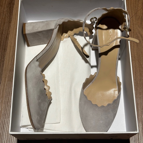 Chloe pumps